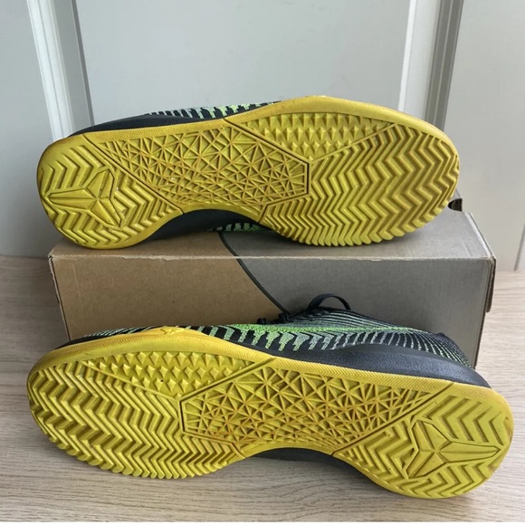 NIKE KB 2016 Kobe Basketball MENTALITY II Shoes VOLT/BLACK - MEN  12 - Picture 12 of 14